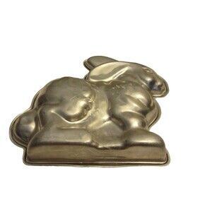 Vintage  Two Piece Bunny Rabbit Easter  Aluminum Cake Pan Baking Mold
